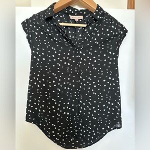 Women sleeveless black white blouse size S